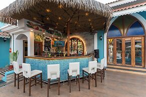 The Grand Leoney Resort