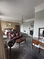 Long Quay House