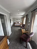 Long Quay House