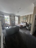 Long Quay House