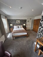 Long Quay House