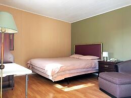 Stampeder Motel
