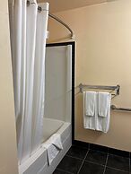 Travelodge by Wyndham Valleyview AB