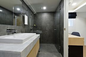 iCheck inn Sukhumvit 19