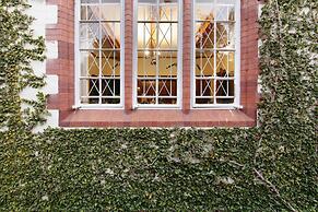 Brooklyn Manor
