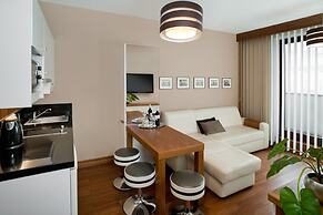Parkside Apartments Old Town