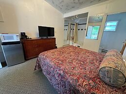 Holiday Motel