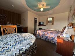 Holiday Motel