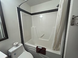 Northern Lights Inn & Suites