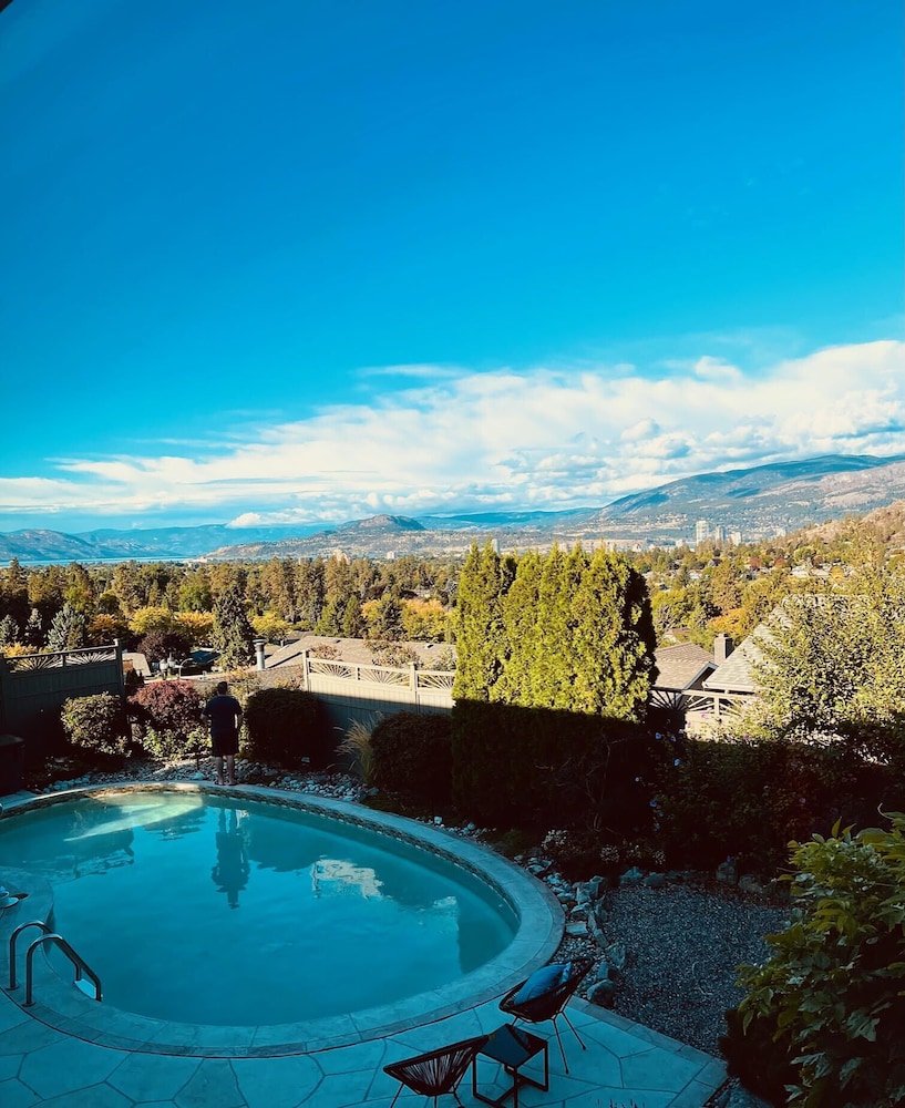 A Vista Villa Couples Retreat