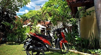 Yuli Bungalows