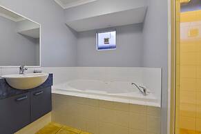 Osprey Holiday Village