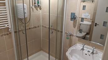 Ivybridge Guest House