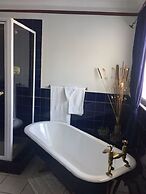 Villa Surprise
