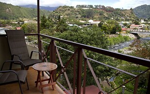 El Oasis Hotel y Restaurante