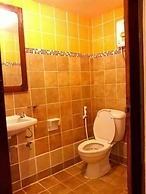 Teeraya Boutique Guesthouse - Hostel