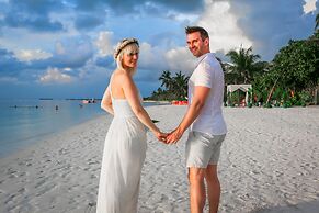 Canareef Resort Maldives