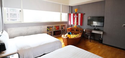 Military 75 Hotel