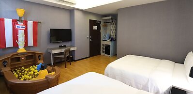 Military 75 Hotel