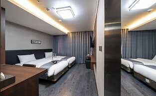 Grand Palace Hotel