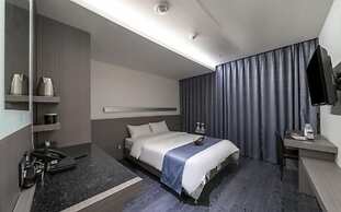Grand Palace Hotel