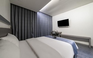 Grand Palace Hotel