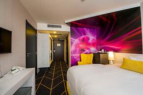 Science Hotel