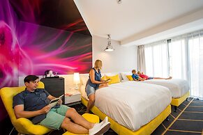 Science Hotel
