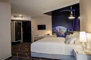 Science Hotel