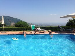 Agriturismo Monte a Pescia