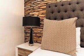 107 Dorpstraat Boutique Hotel