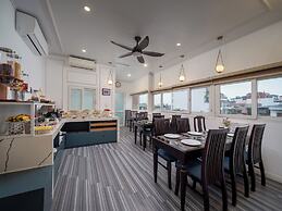 Hanoi Chic Boutique Hotel