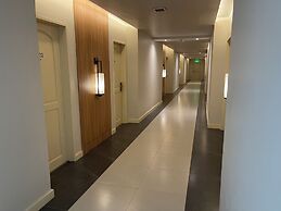 Luisita Central Park Hotel