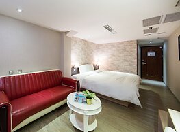 Smile 73 Hotel