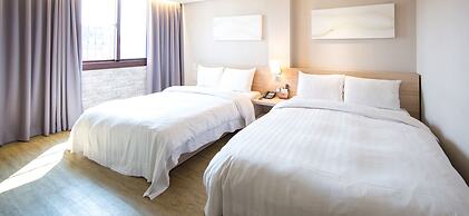 Smile 73 Hotel