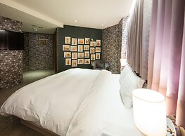 Smile 73 Hotel
