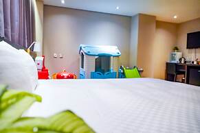 Smile 73 Hotel