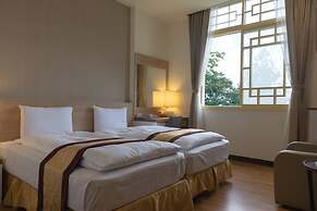 Lishan Guest House