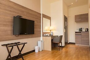 Lishan Guest House