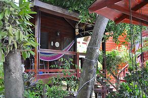 West Bay Lodge