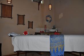 West Bay Lodge