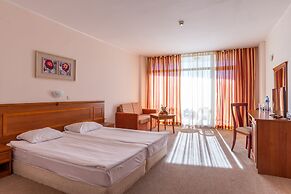 Tiva del Mar Beach Hotel