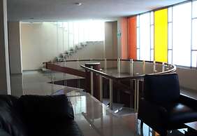 Hotel Mary