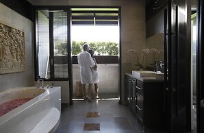 The LUXE Ubud, a Boutique Hotel
