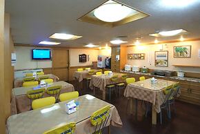 Laurel Business Hotel