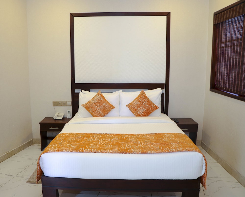 Galaxy City Hotel