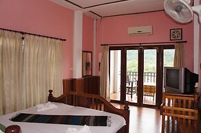 Domon Guesthouse