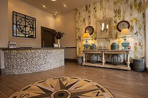 The Waterside Hotel