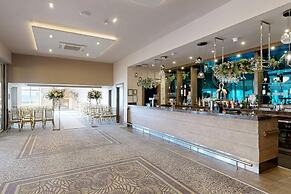 The Waterside Hotel