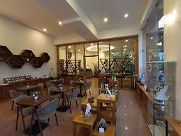 33 Soksoom Centre For Well-Being & Happinesss